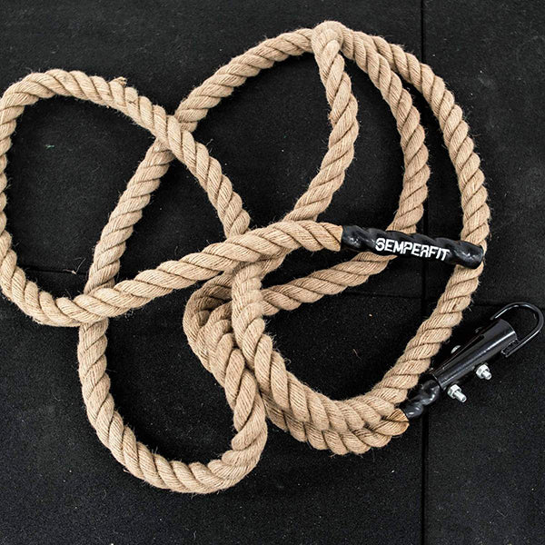 Corda em sisal com suporte metálico